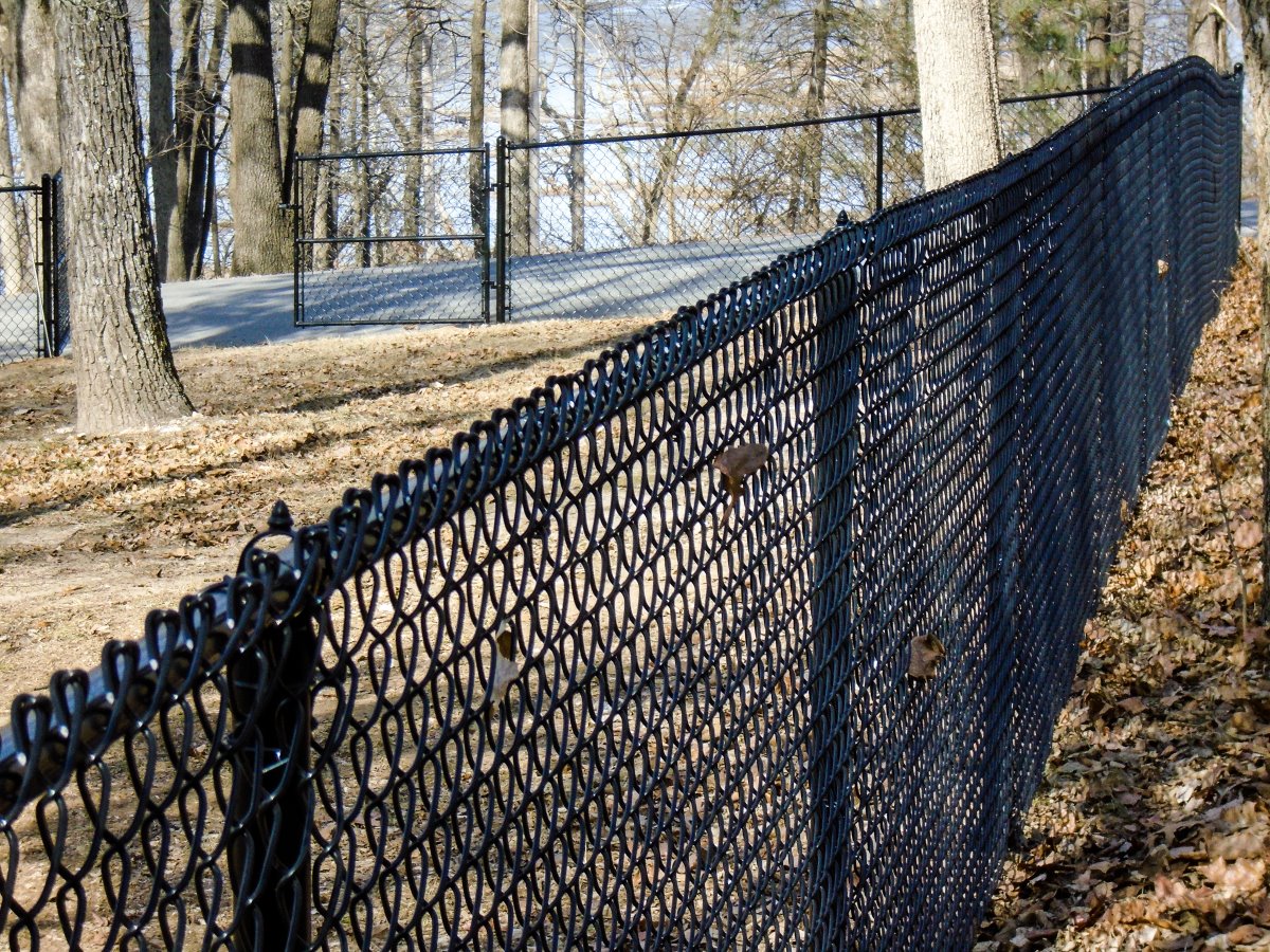 Commercial fence solutions for the Springfield, Missouri area